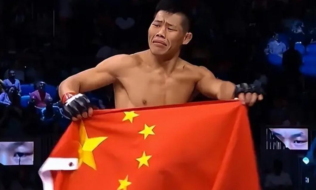 硬气！李景亮再次公开炮轰UFC：你们的裁判太黑了，真是自毁招牌