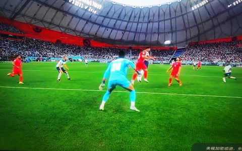 英格兰上半场3-0领先伊朗，伊朗0射门成为亚洲球队的耻辱