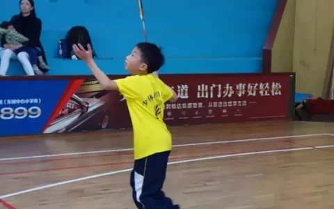 孩子适合学习羽毛球吗？（为什么要让孩子学羽毛球？）