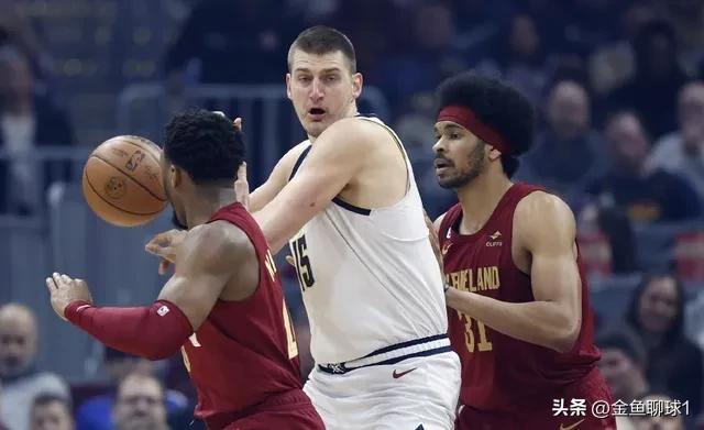 NBA前瞻（字母哥缺阵，雄鹿负热火，顶级攻防大战，国王负快船）