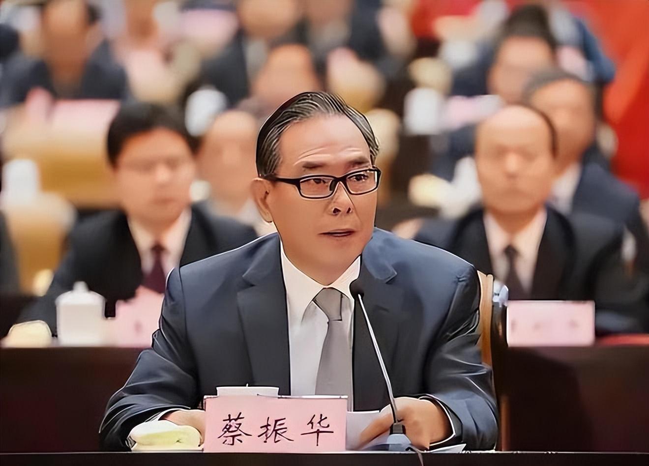 李铁案再爆大鱼！（62岁蔡振华受牵连，美女实名举报中超全是假球）