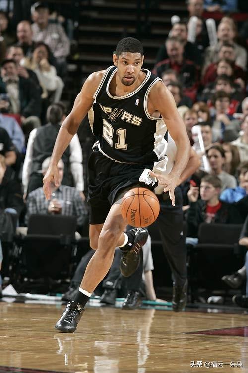 NBA球星财富排行榜（姚明22亿排第七，哈登、奥尼尔入榜！）