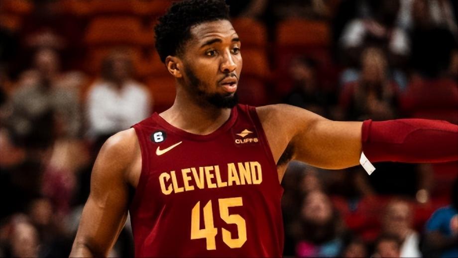 NBA今日数据(范弗利特超越德罗赞 穆雷一数据升至队史第一)