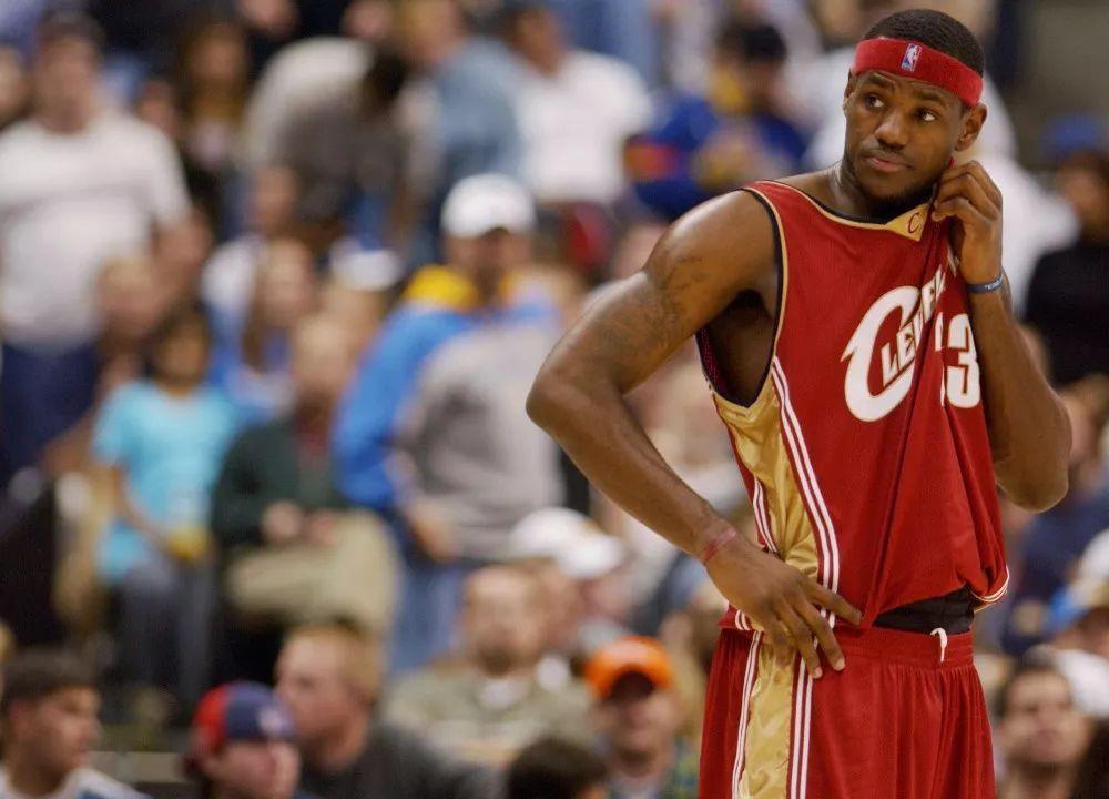 NBA球星传记之勒布朗·詹姆斯（詹姆斯的职业生涯）