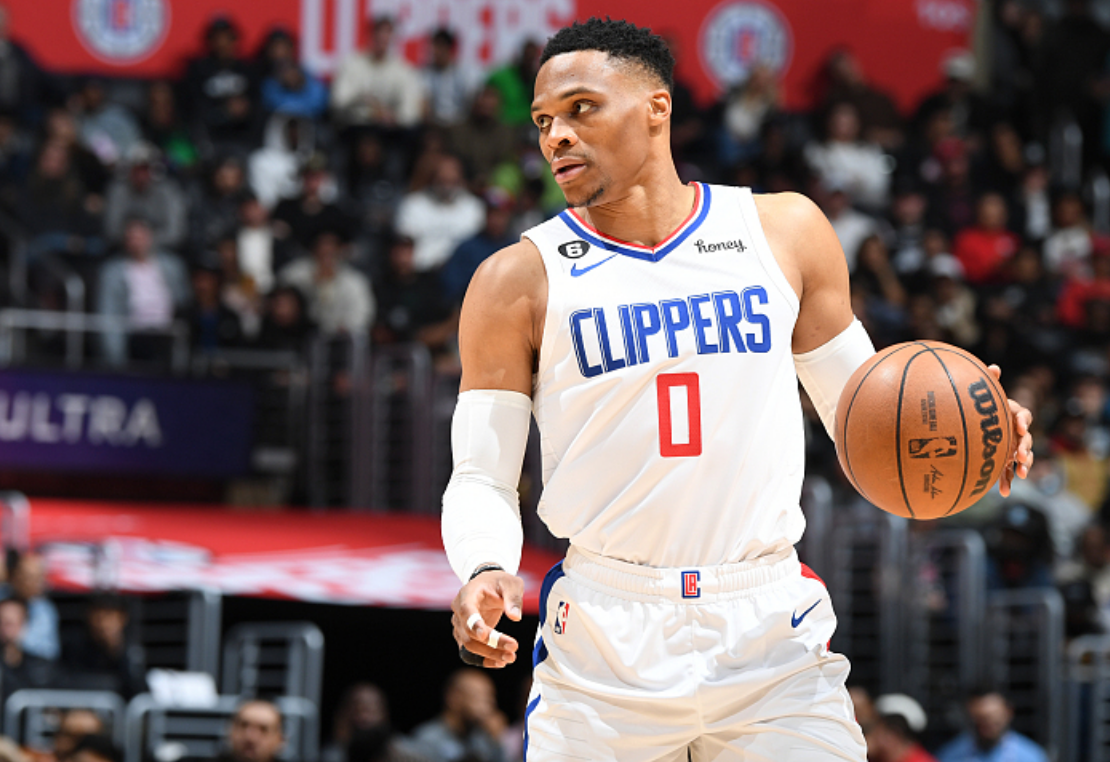 快船给出700万羞辱报价！（NBA三双王何以沦落至此？湖人是罪魁祸首）