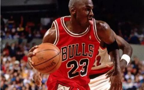 盘点NBA球星哪些标志性动作以及小怪癖（纳什喜欢摸鞋底再舔手指）