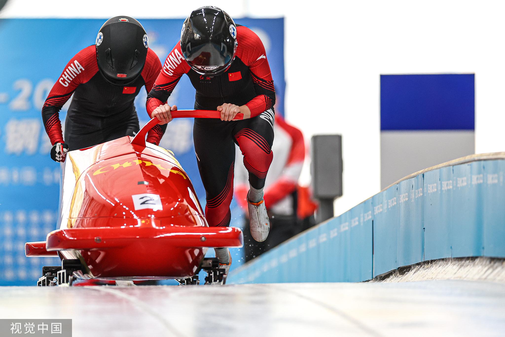 哈兰德上演五子登科（体坛联播，国米时隔12年重返欧冠八强）