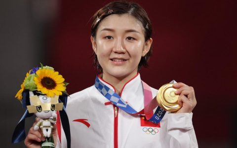 孙颖莎单打16连胜！（孙颖莎正在巅峰，剑指德班世乒赛单打冠军）