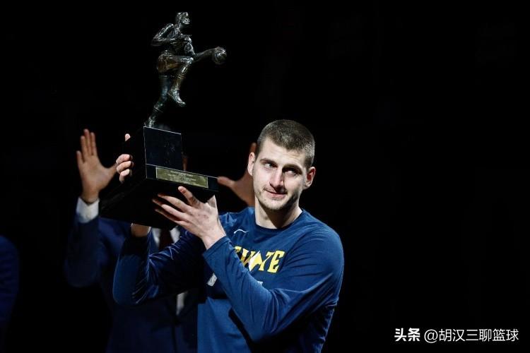 尼古拉·约基奇个人简介（约基奇为什么这么受人喜欢？他的人缘有多好？）
