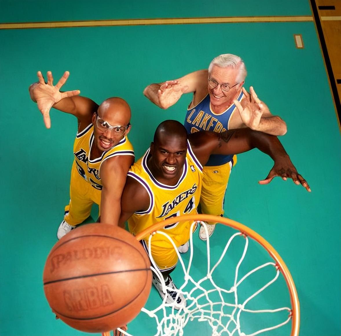 NBA第一位超级巨星是谁？（麦肯个人简介？）