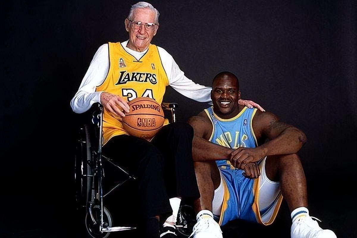 NBA第一位超级巨星是谁？（麦肯个人简介？）