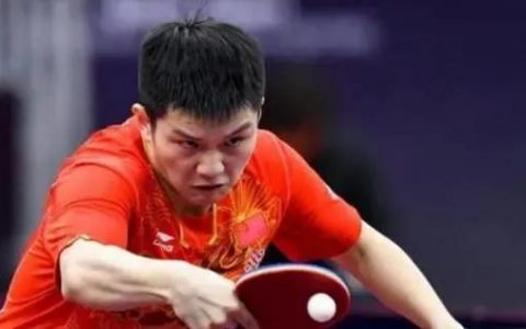 打乒乓球动作标准的关键是什么？（打乒乓球如何保持肘部固定）