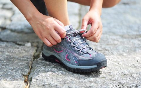 篮球鞋和跑鞋的区别是什么？（篮球鞋可以长时间跑步吗？）