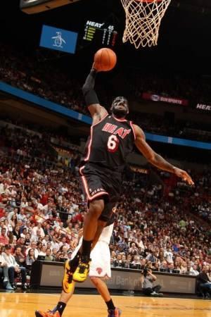 NBA经典面具有哪些？（NBA5种经典面具哪种辨识度高？）