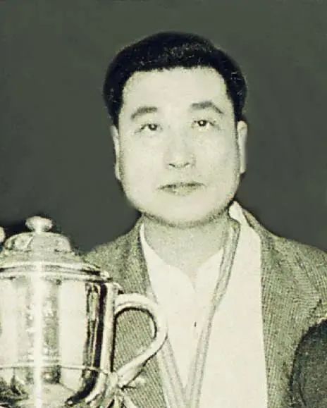 致敬！国乒历任总教练主教练简介！国球辉煌不应忘记他们名字-图5