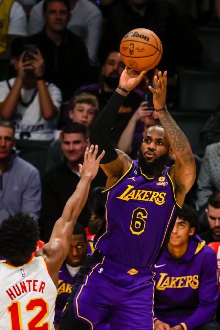 NBA历史得分王！詹姆斯为破纪录而生-图9
