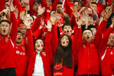 硬汉赢韩！昨晚中国男足1:0拿下韩国队，十四亿中国人为你们点赞！-图15