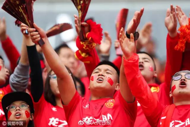 硬汉赢韩！昨晚中国男足1:0拿下韩国队，十四亿中国人为你们点赞！-图22