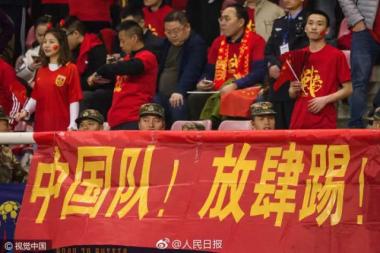 硬汉赢韩！昨晚中国男足1:0拿下韩国队，十四亿中国人为你们点赞！-图24