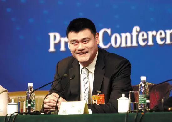 姚明的那件11号，终于变成回忆了……-图16