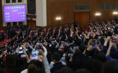 十三届全国人大一次会议选举产生新一届国家领导人（附名单+简历）-图2
