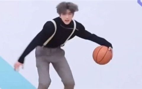 蔡徐坤打篮球是什么梗