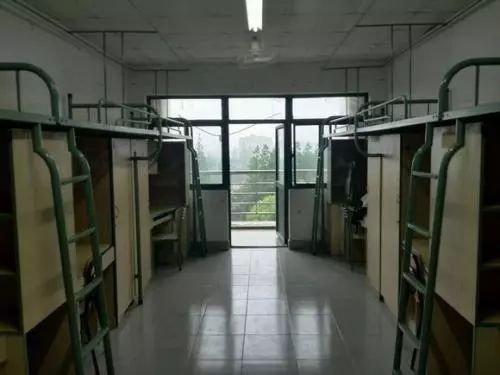 全国200所大学宿舍情况盘点！有空调的不多！-图189