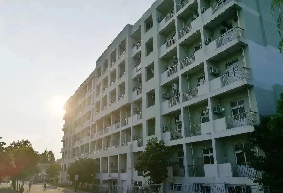全国200所大学宿舍情况盘点！有空调的不多！-图195