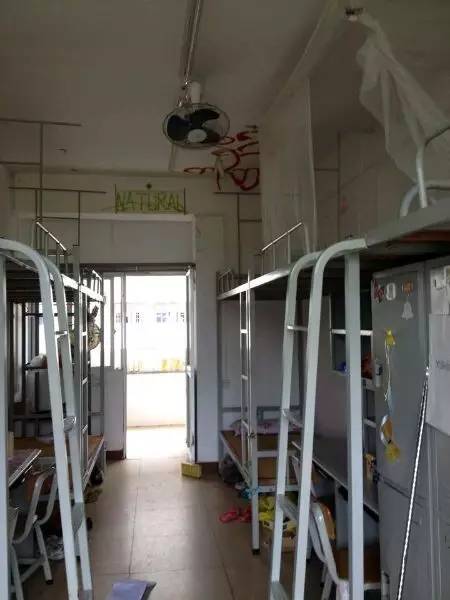 全国200所大学宿舍情况盘点！有空调的不多！-图277
