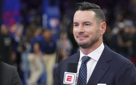 雷迪克成为詹姆斯过往十年第四位无经验NBA的主教练