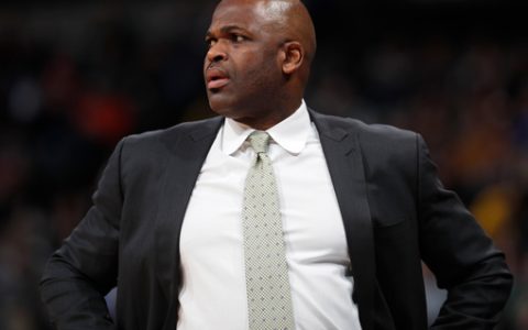 NBA已经从2012年的14名黑人主教练发展到目前的5名
