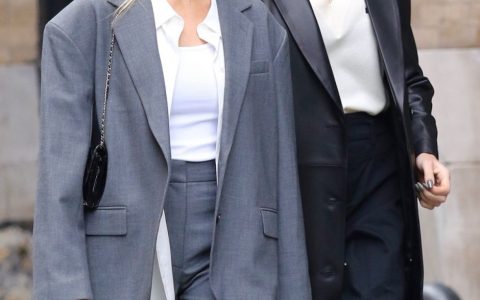史泰龙女儿近照，颜值身材满分！26岁大姐好飒 不输卡戴珊姐妹