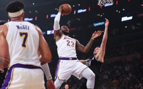 nba失误榜历史排名球员列表，詹姆斯排历史第三