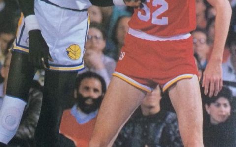 nba身高排名，乔治-穆雷桑身高231.14厘米，比姚明还要高半个头，排名第一