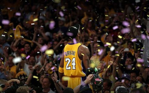 NBA科比最后一场比赛，60分完美谢幕