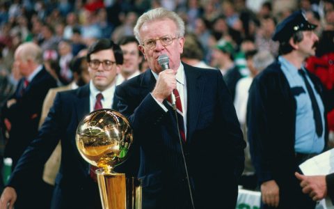nba总决赛的奖杯叫什么名字？取名为奥布莱恩杯背后的故事