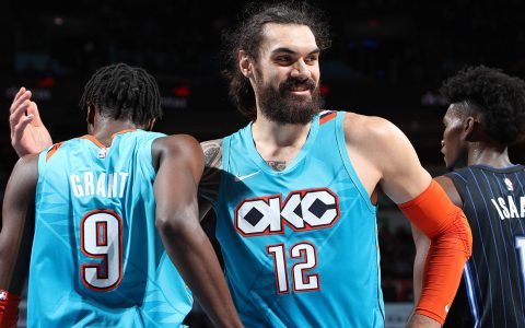 史蒂文·亚当斯不仅仅是NBA最强壮的人