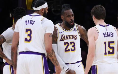 公牛vs湖人直播在线观看-NBA常规赛（2024年01月26日）