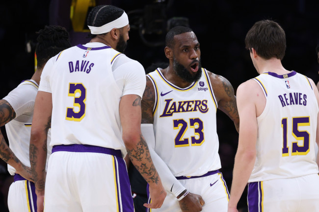 公牛vs湖人直播在线观看-NBA常规赛（2024年01月26日）