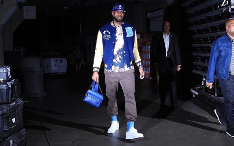 大家都知道詹姆斯“LBJ”的由来，那“King James”多少个知道呢？